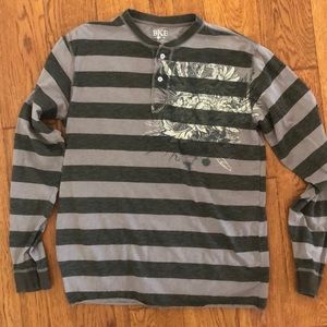 BKE Long sleeve T-shirt